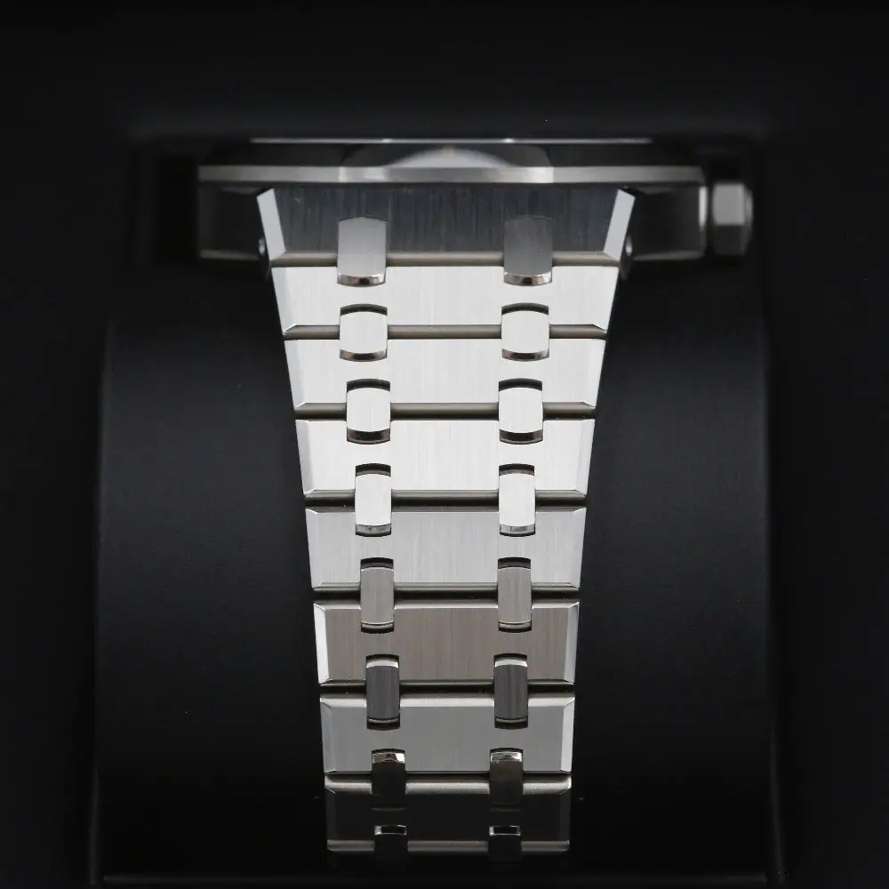 Audemars Piguet Royal Oak 15510ST White Dial Year: 2022 - Image 3