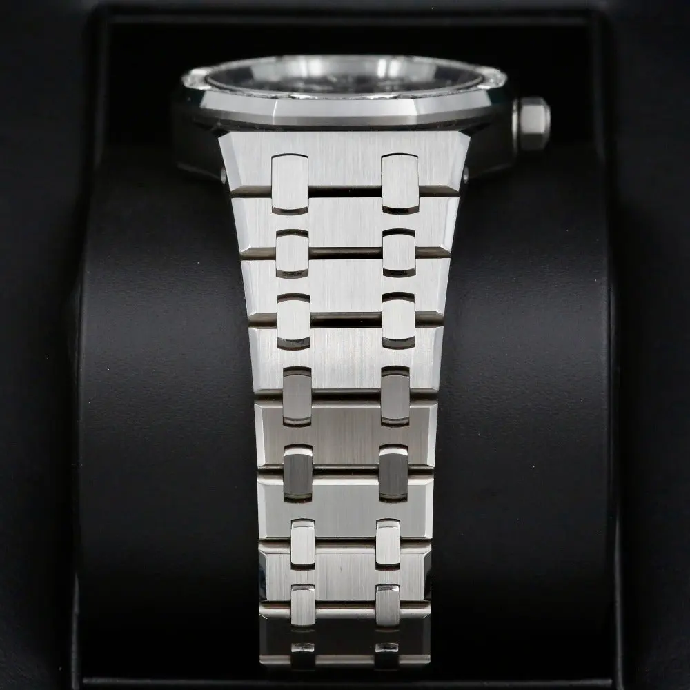 Audemars Piguet Royal Oak 77451ST Blue Dial Year: 2023 - Image 4