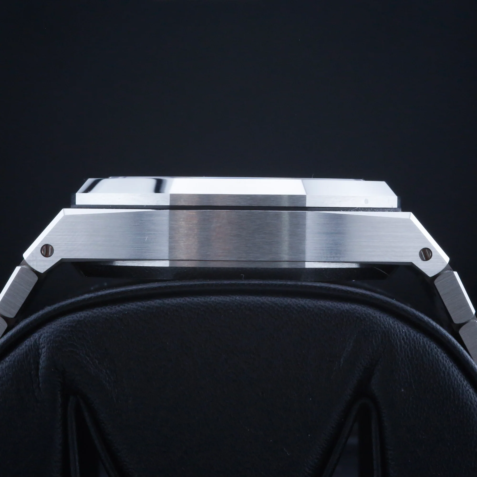 Audemars Piguet Royal Oak Chronograph  26240ST.OO.1320ST.05 Blue 41mm Unworn 2023 Complete Set - Image 5