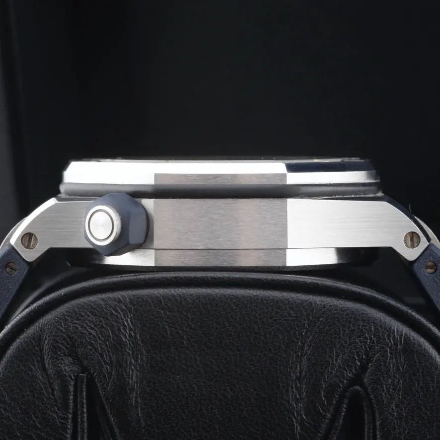 Audemars Piguet Royal Oak Offshore Diver 15710ST.OO.A027CA.01 Year: 2021 - Image 6