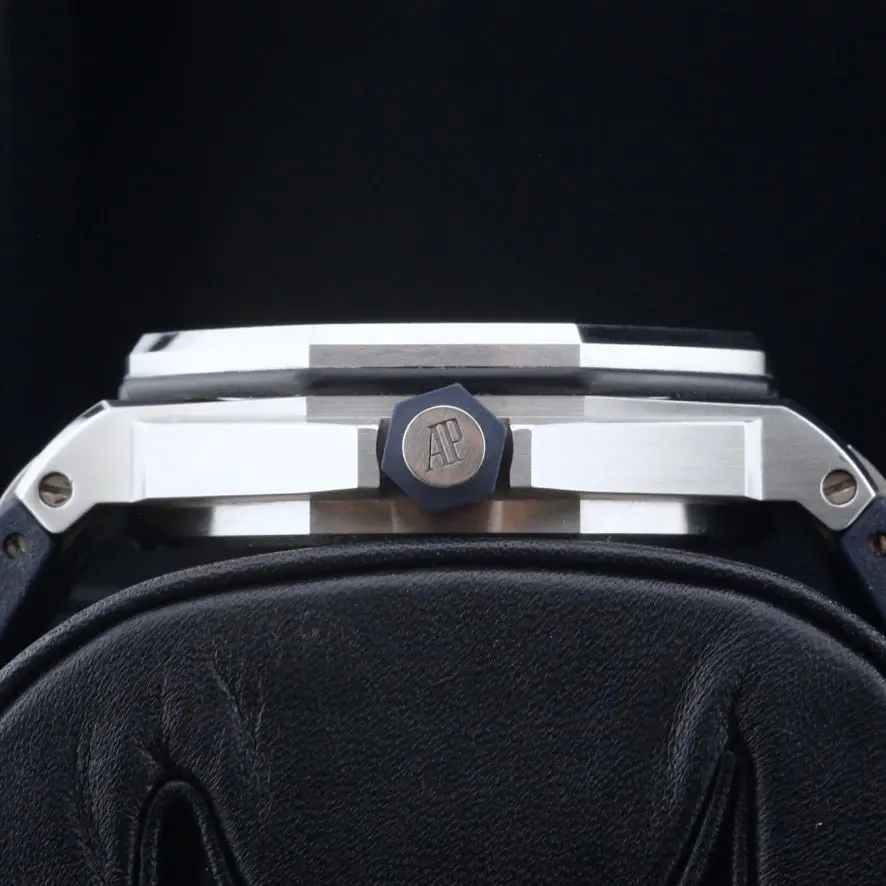 Audemars Piguet Royal Oak Offshore Diver 15710ST.OO.A027CA.01 Year: 2021 - Image 7