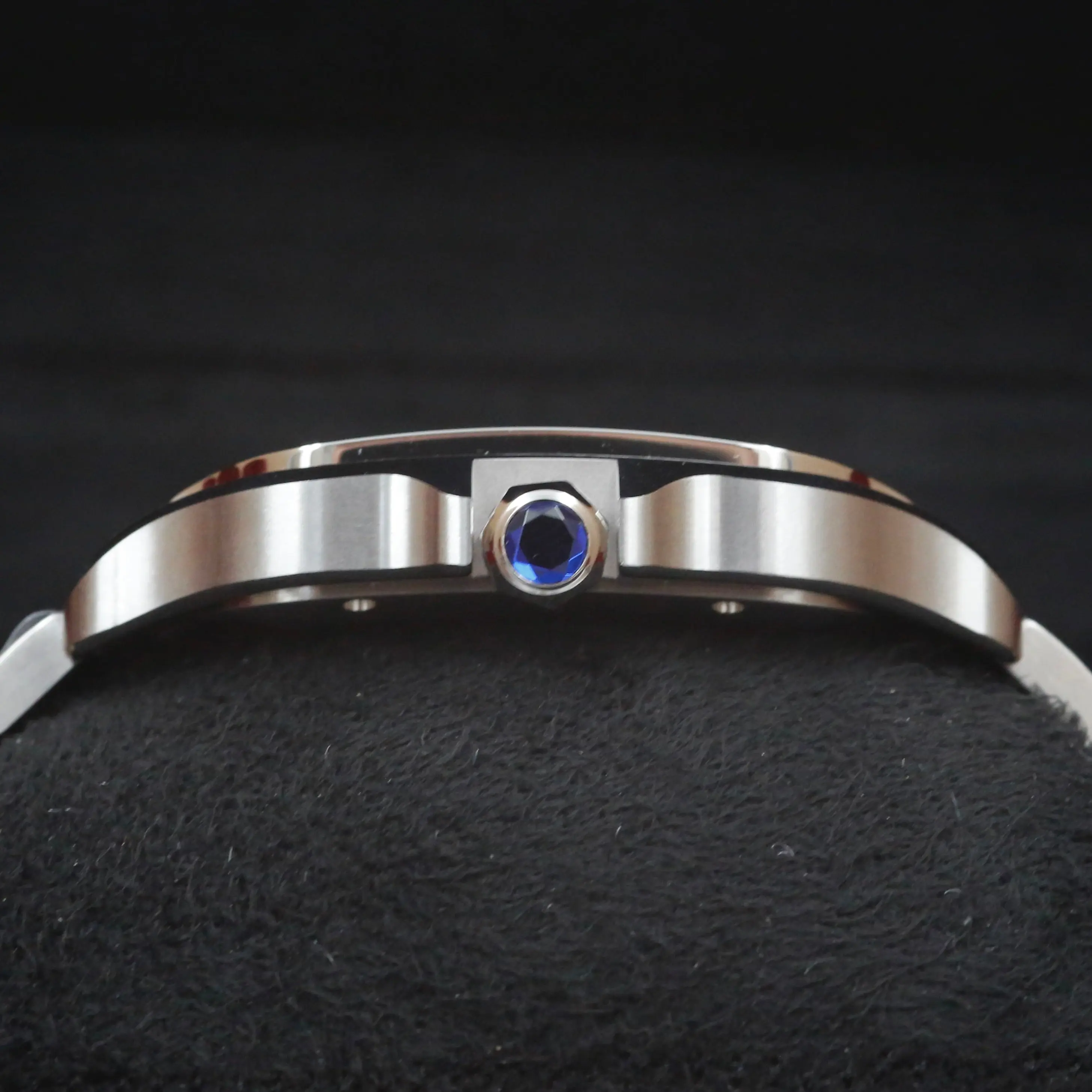 Cartier De Santos Blue Dial WSSA0071 Year: 2025 - Image 6