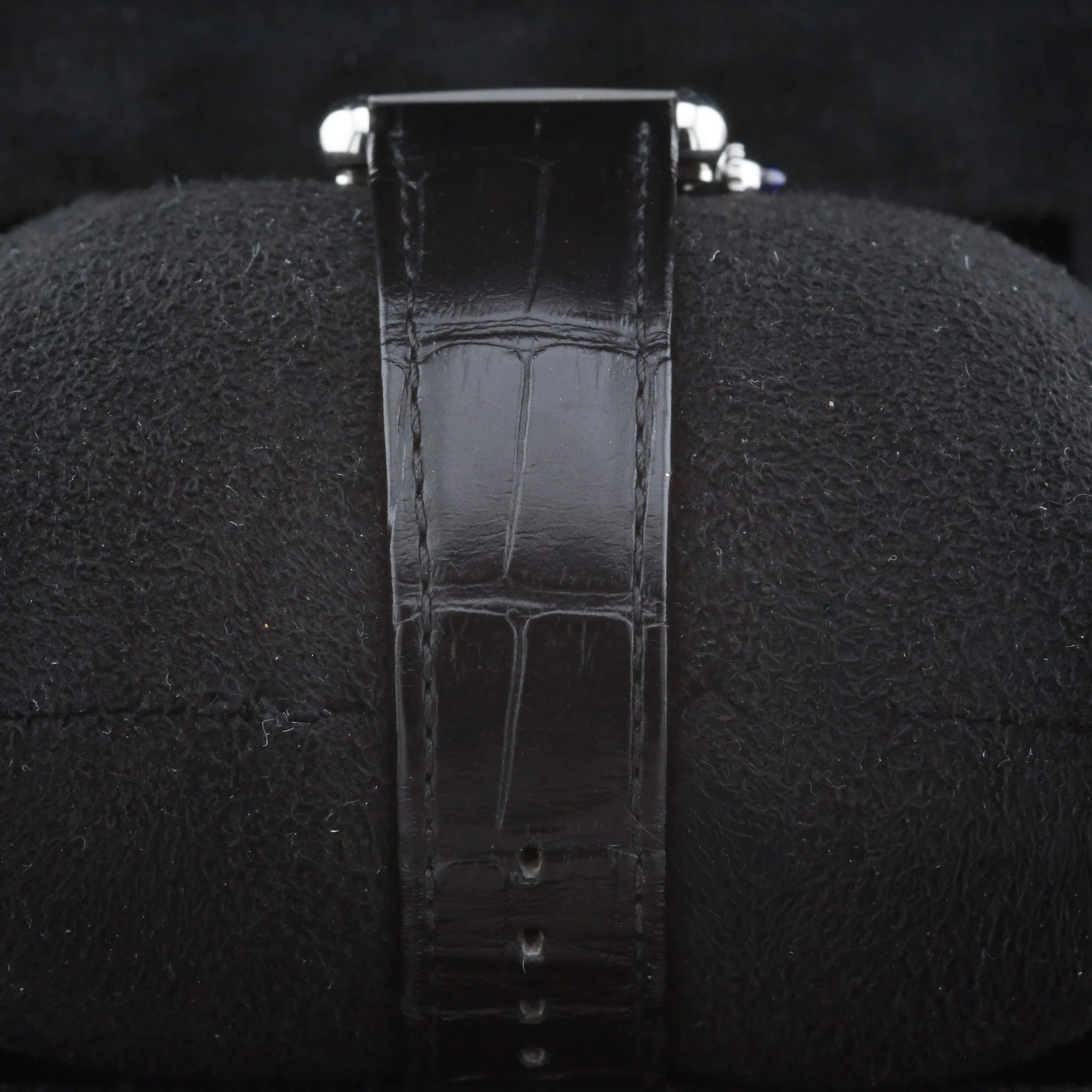 Cartier Tank Must  WSTA0072 Black 33.7mm Unworn 2025 Complete Set - Image 3