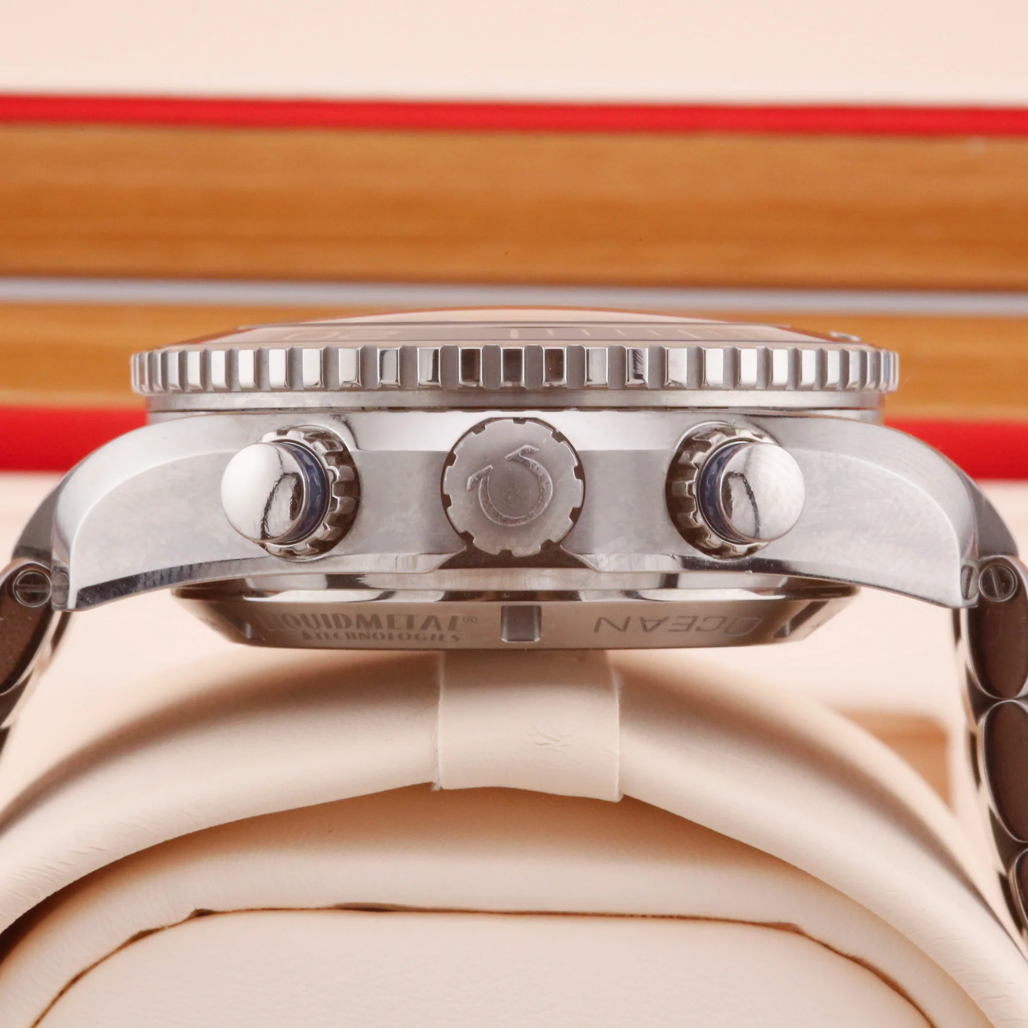 Omega Seamaster Planet Ocean  O23290465103001 Blue 45.5mm Excellent 2013 Complete Set - Image 5