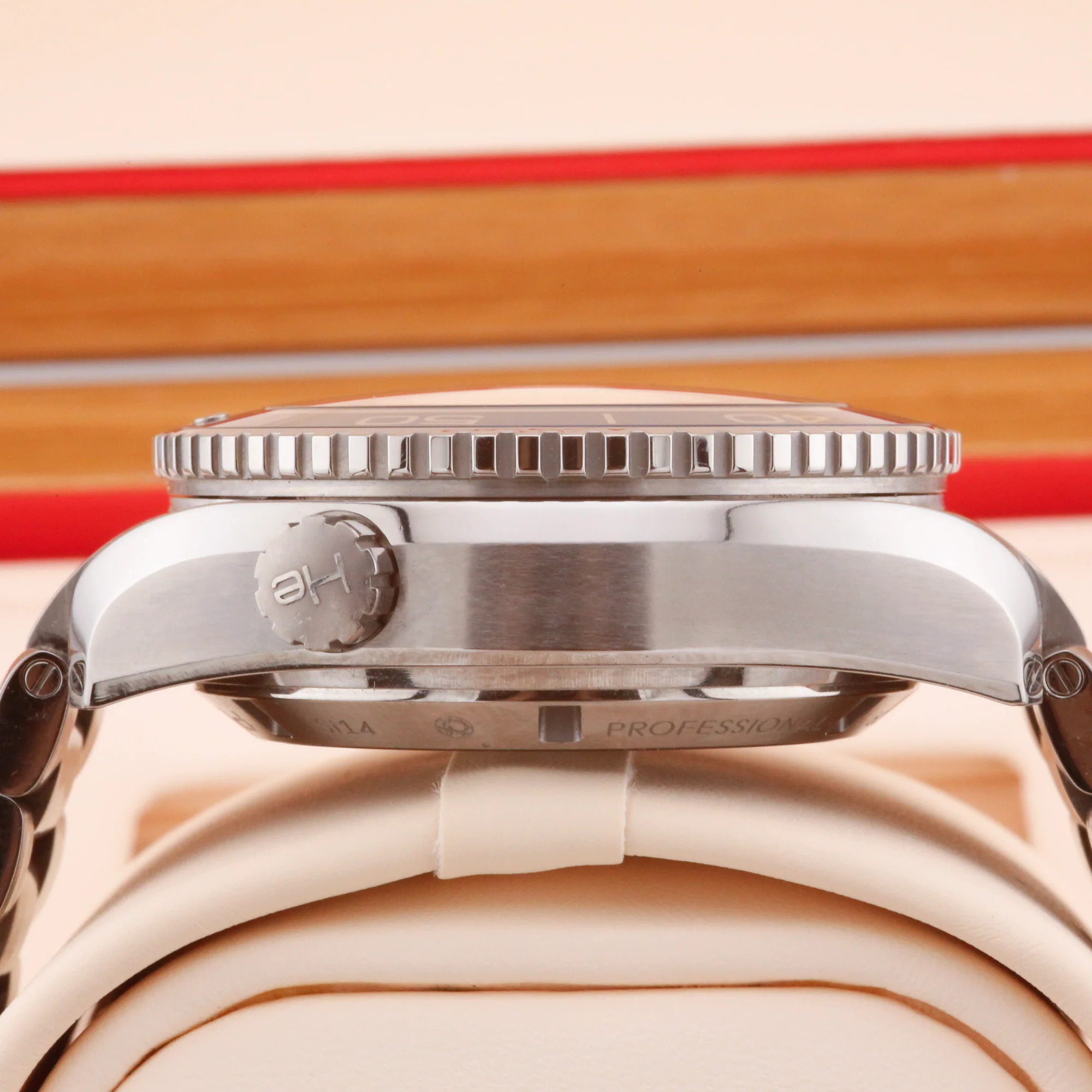 Omega Seamaster Planet Ocean  O23290465103001 Blue 45.5mm Excellent 2013 Complete Set - Image 6