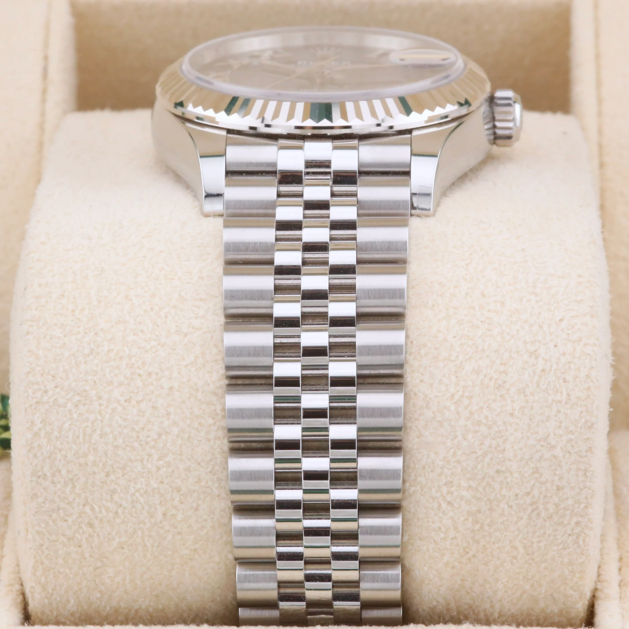 Rolex Datejust 31  278274 Purple Dial 31mm Unworn 2022 Complete Set (with Tags) - Image 7