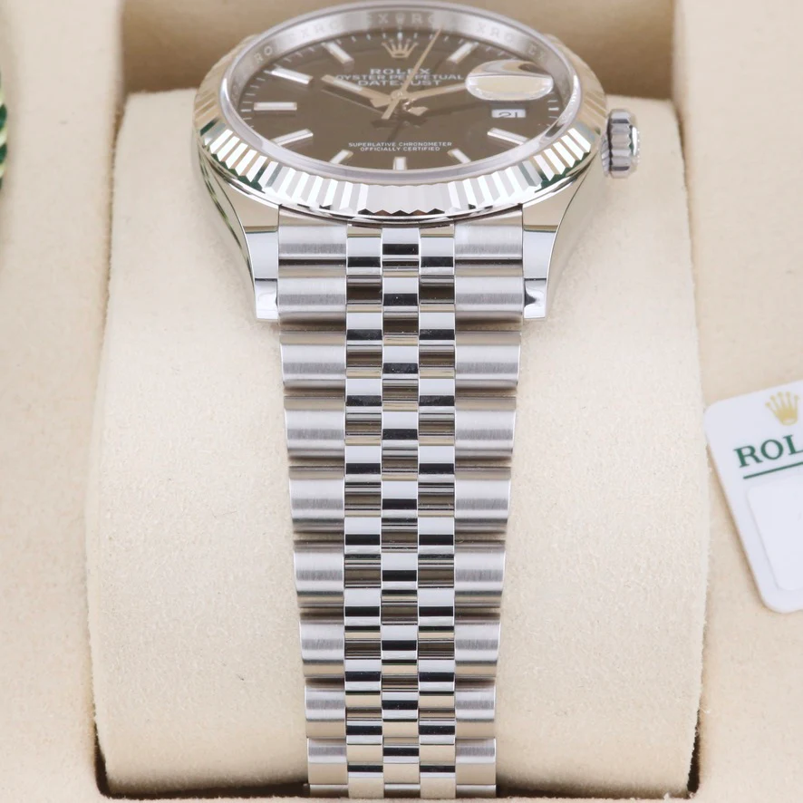 Rolex Datejust 36  126234 Dial 36mm Unworn 2026 Complete Set - Image 3