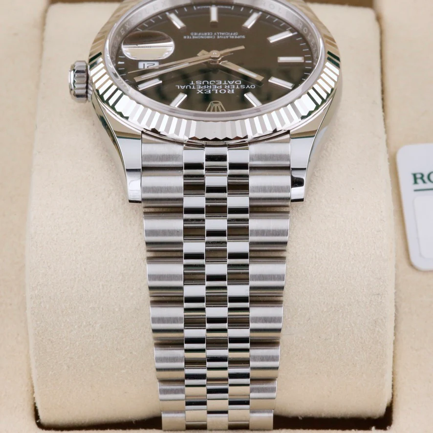 Rolex Datejust 36  126234 Dial 36mm Unworn 2026 Complete Set - Image 4