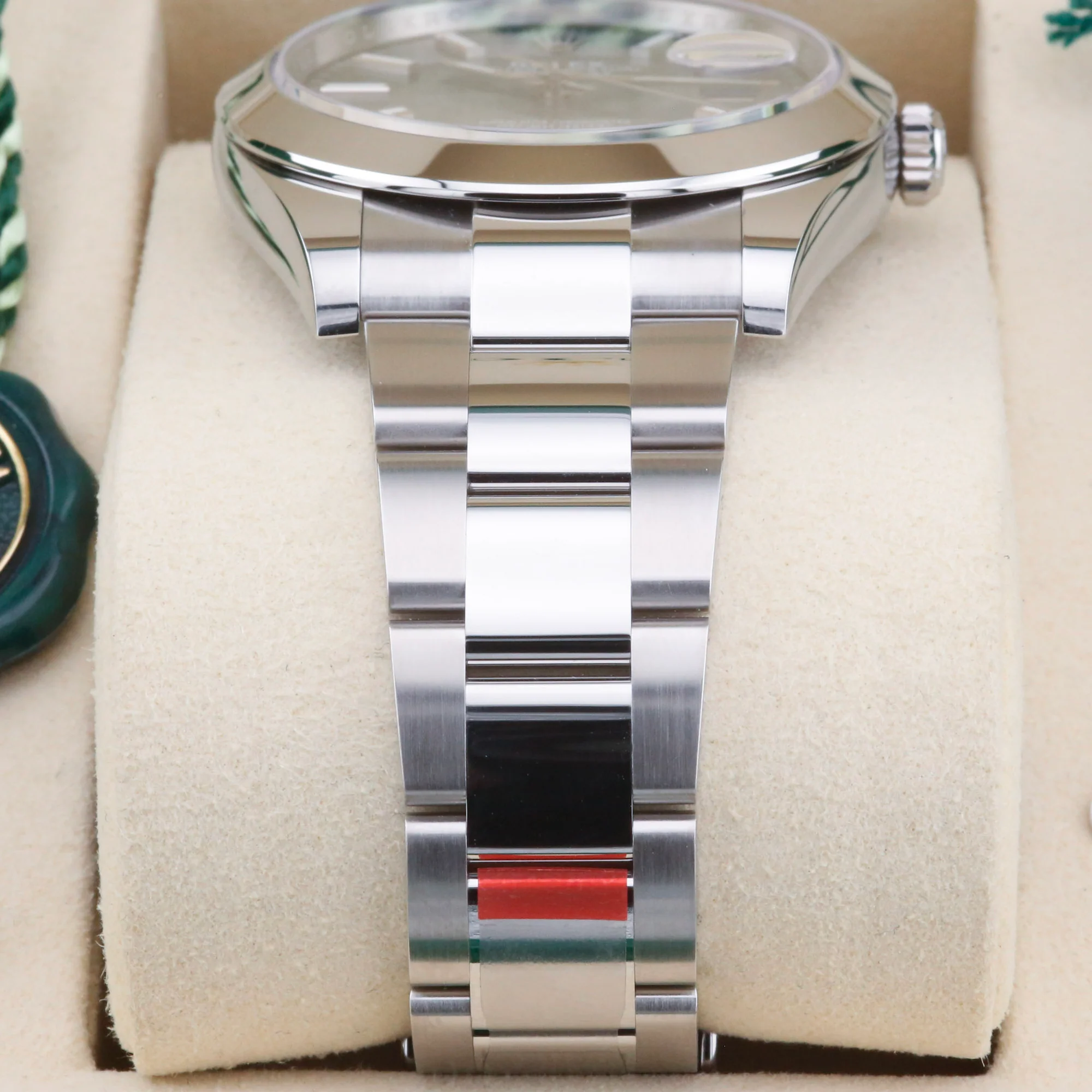 Rolex Datejust 41  126300 Mint Green 41mm Unworn 2026 Complete Set (with Tags) - Image 3