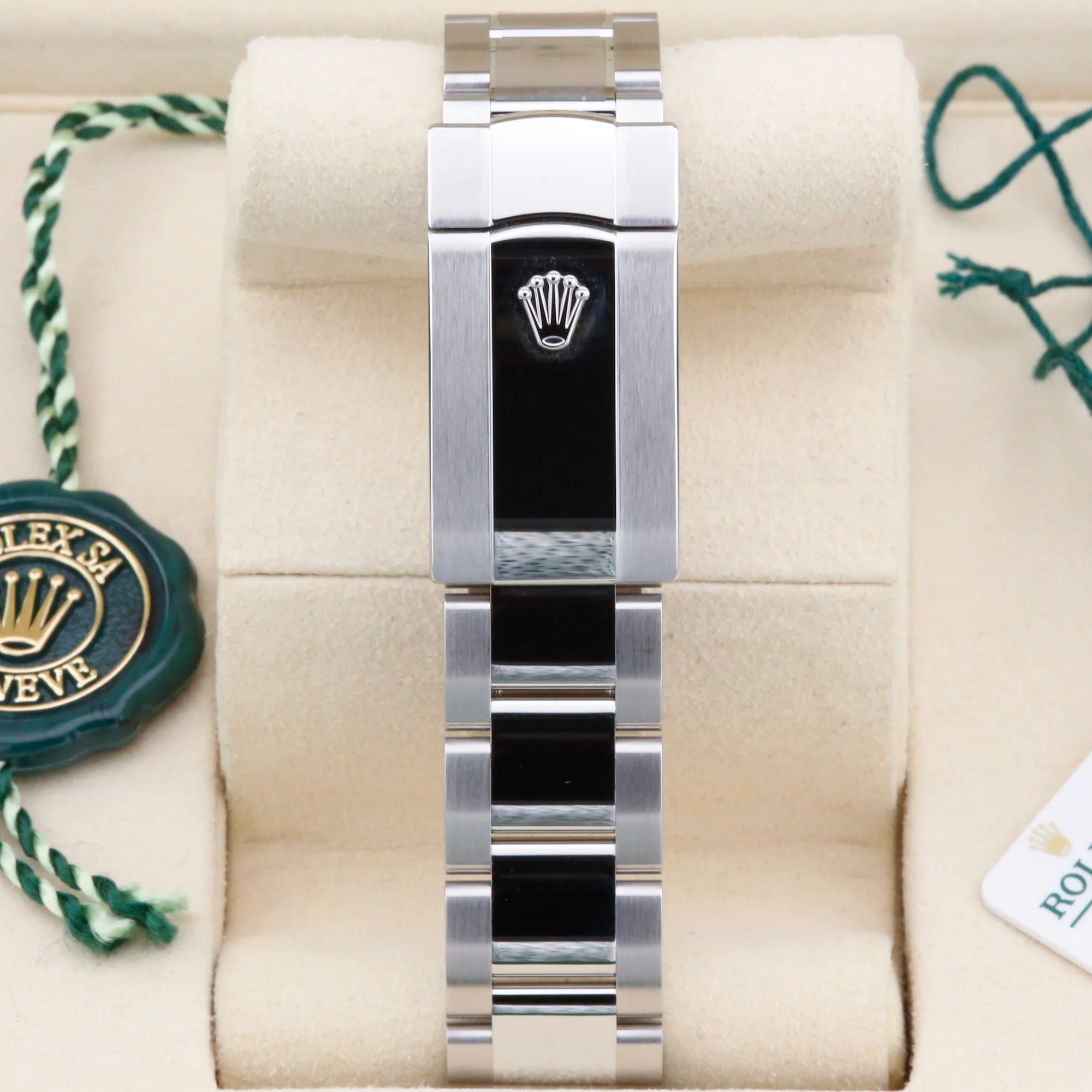 Rolex Datejust 41  126300 Mint Green 41mm Unworn 2026 Complete Set (with Tags) - Image 7