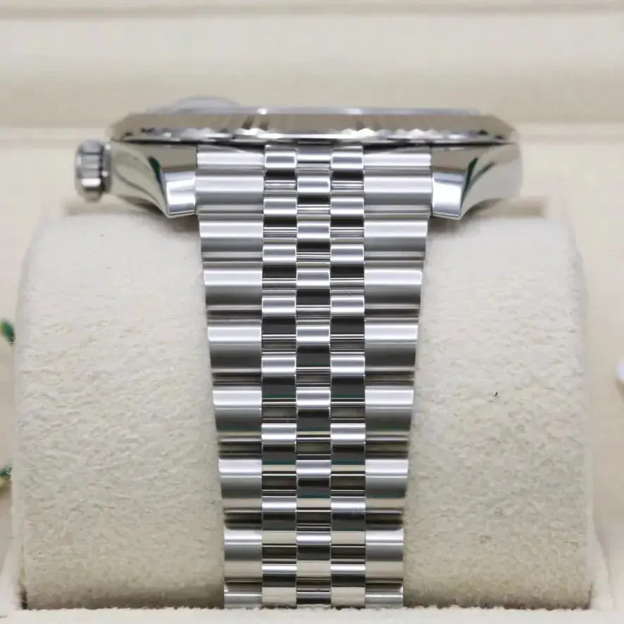 Rolex Datejust 41  126334 Blue Azzurro 41mm Unworn 2025 Complete Set - Image 4