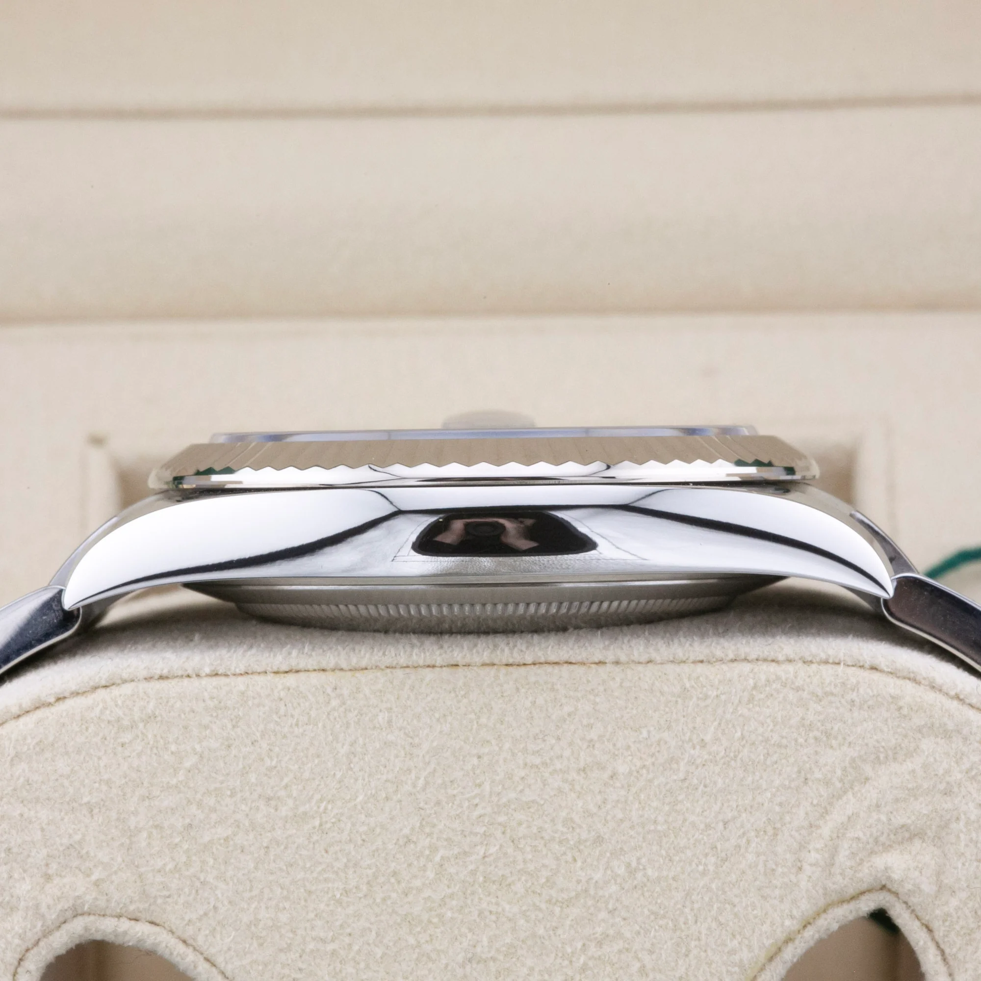 Rolex Datejust 41 126334 Mint Green 41mm Unworn 2022 Complete Set (with Tags) - Image 3