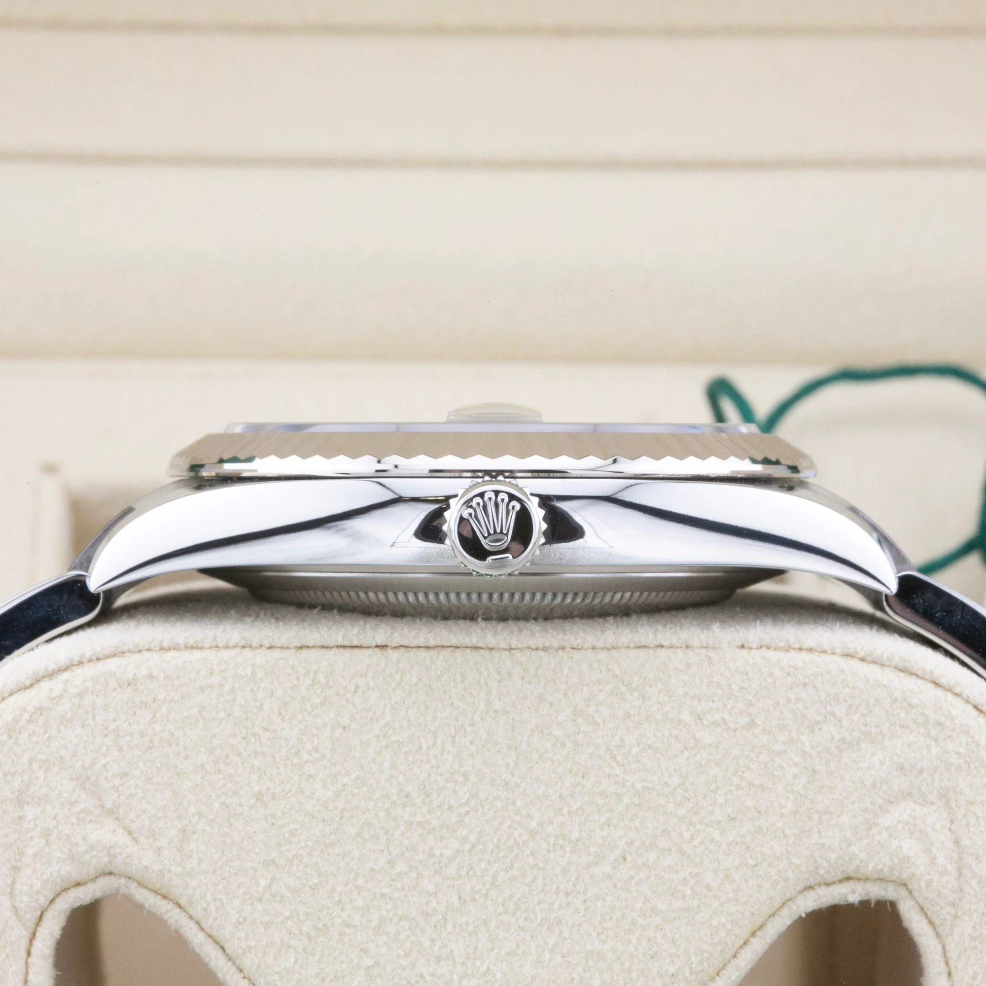 Rolex Datejust 41 126334 Mint Green 41mm Unworn 2022 Complete Set (with Tags) - Image 4