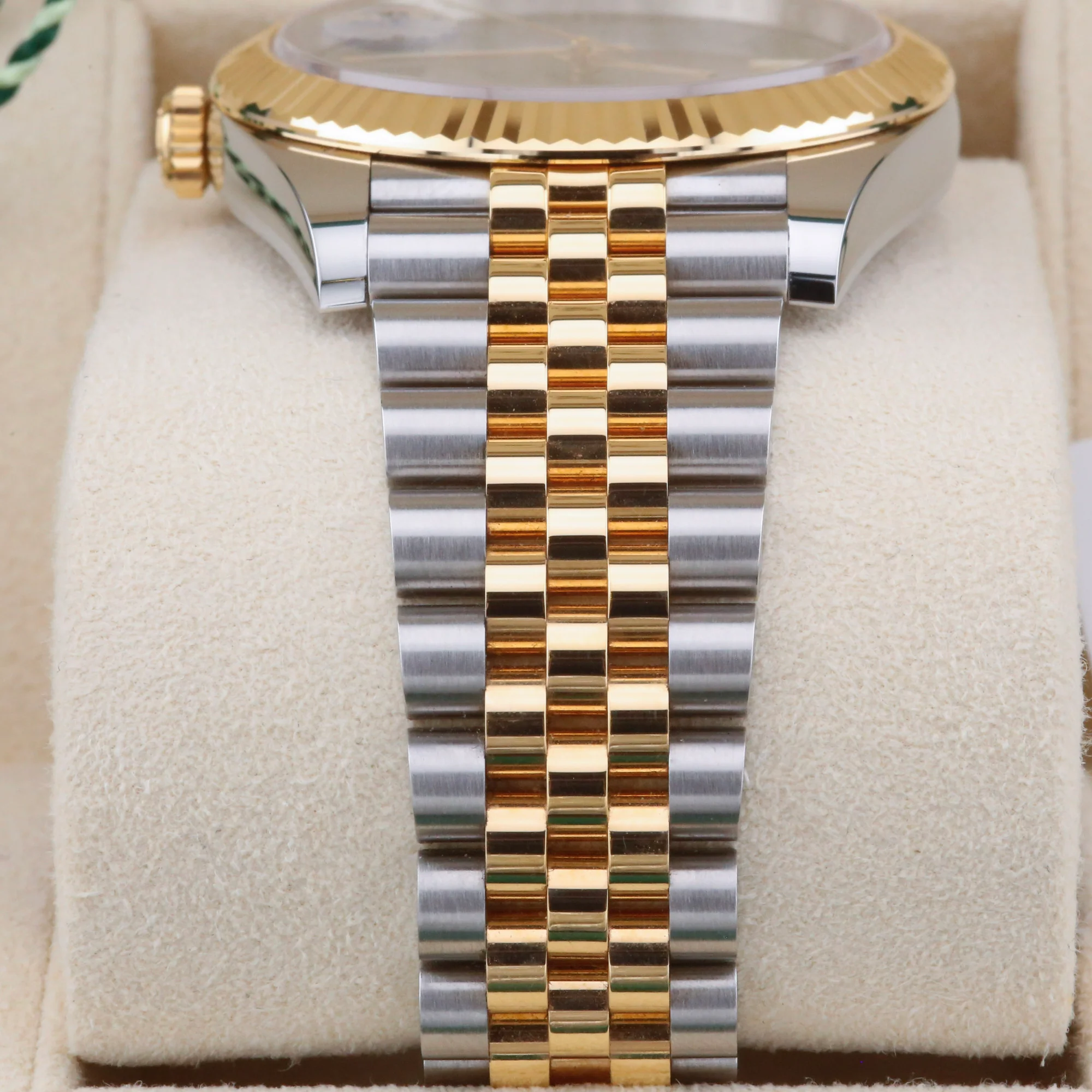 Rolex Datejust  126333 Wimbledon 41mm Unworn 2022 Complete Set (with Tags) - Image 3