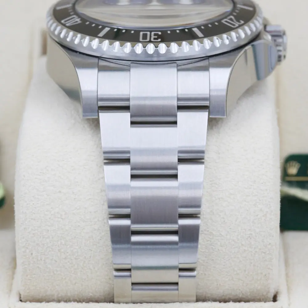 Rolex Deepsea D-Blue 116660 James Cameron Year: 2015 - Image 3