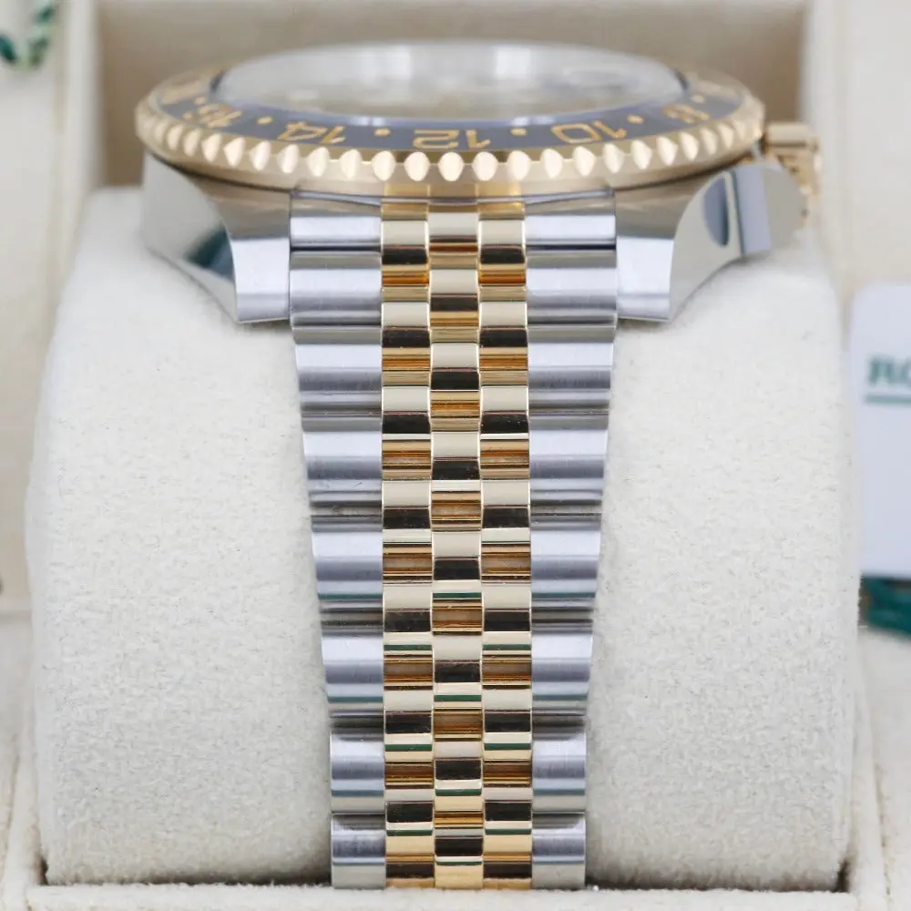 Rolex GMT 126713GRNR Year: 2024 - Image 3