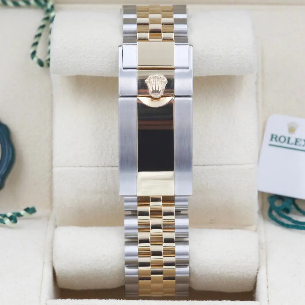 Rolex GMT 126713GRNR Year: 2024 - Image 7