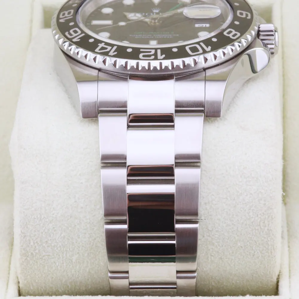 Rolex GMT Black 116710LN Year: 2008 - Image 6