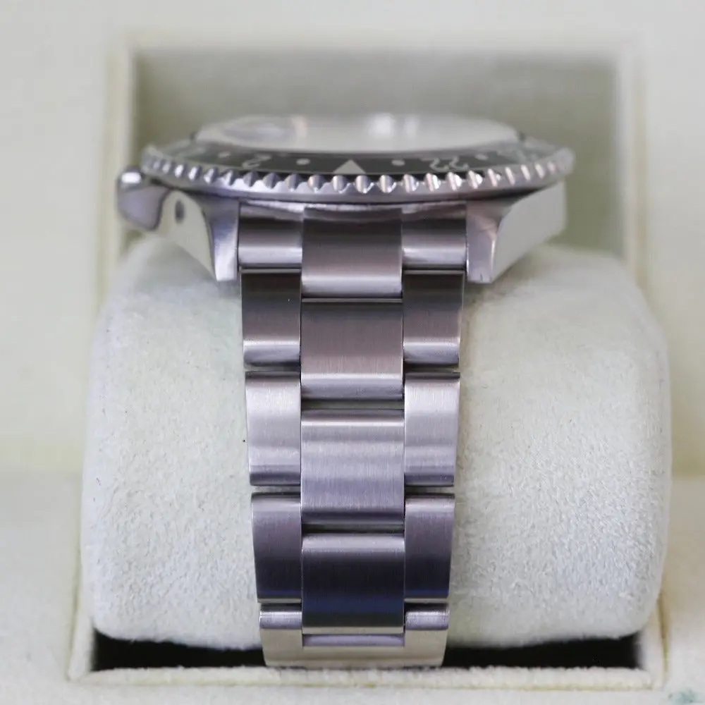 Rolex GMT Coke 16710 Year: 2005 - Image 4