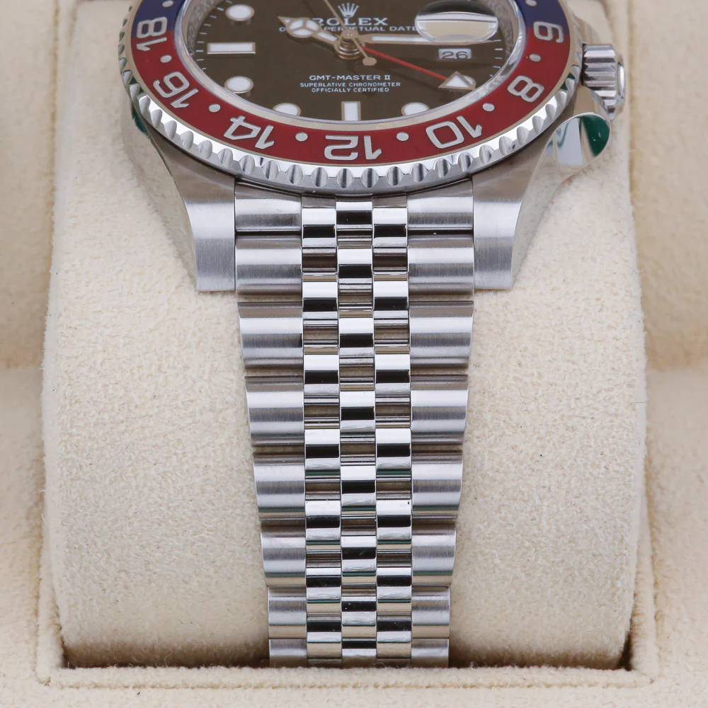 Rolex GMT Pepsi 126710BLRO Year: 2024 - Image 5