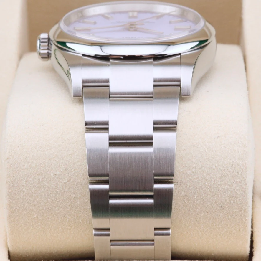 Rolex Oyster Perpetaul 36 Lavendar Dial 126000 Year: 2025 - Image 4
