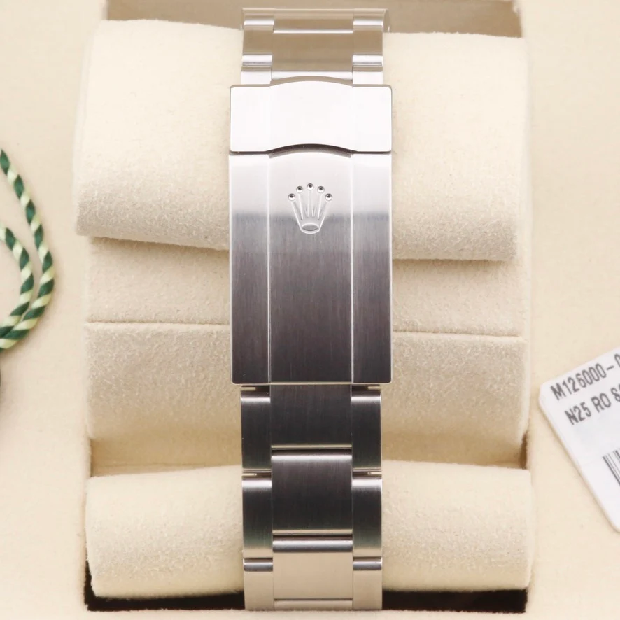 Rolex Oyster Perpetaul 36 Lavendar Dial 126000 Year: 2025 - Image 7