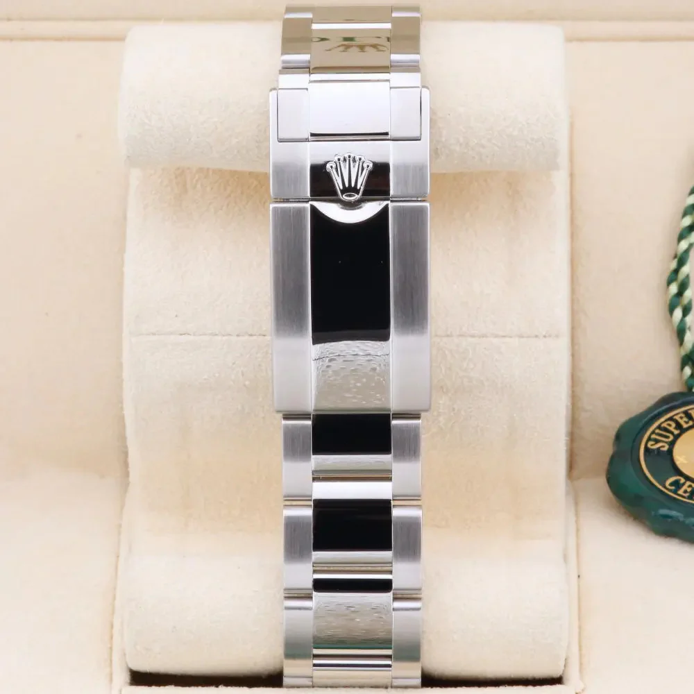 Rolex Yacht-Master  126622 Blue 40mm Excellent 2022 Complete Set (with Tags) - Image 3